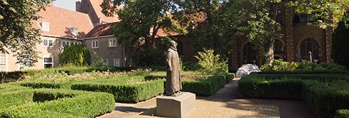 garden at prinsenhof, statue of prince William of Orange the father of our fatherland